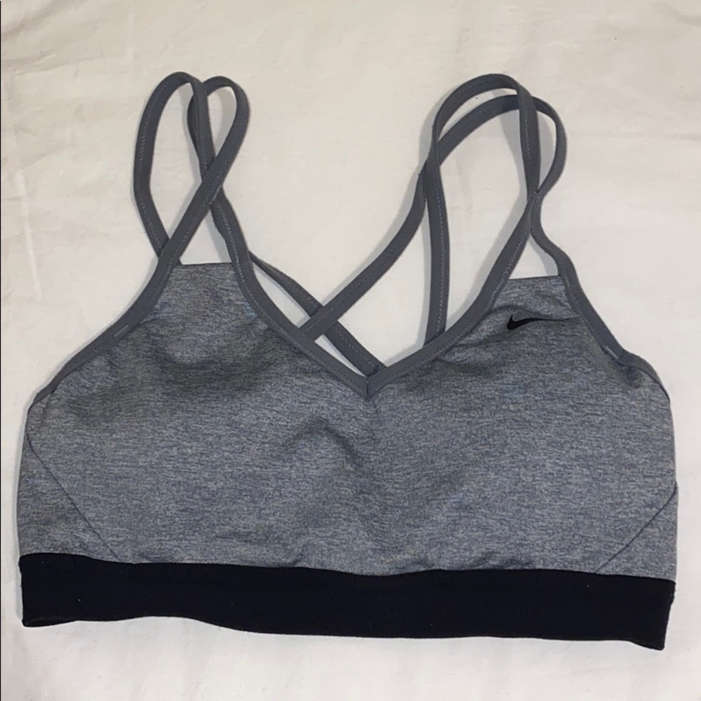 Nike Light-Support Sports Bra